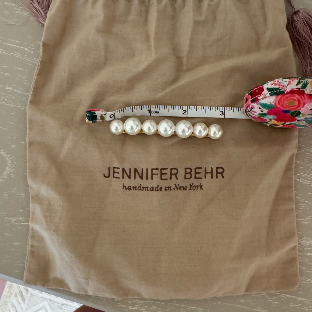Jennifer Behr Bridal Pearl Row Hair Clip In Cream And Gold — image 5 of 6